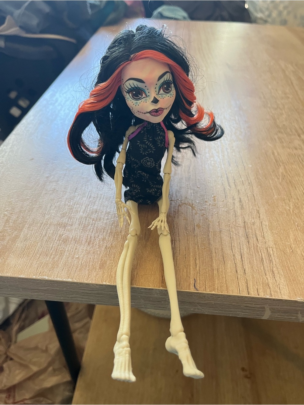 Monster High Skelita Calaveras Doll Scaris City of Frights